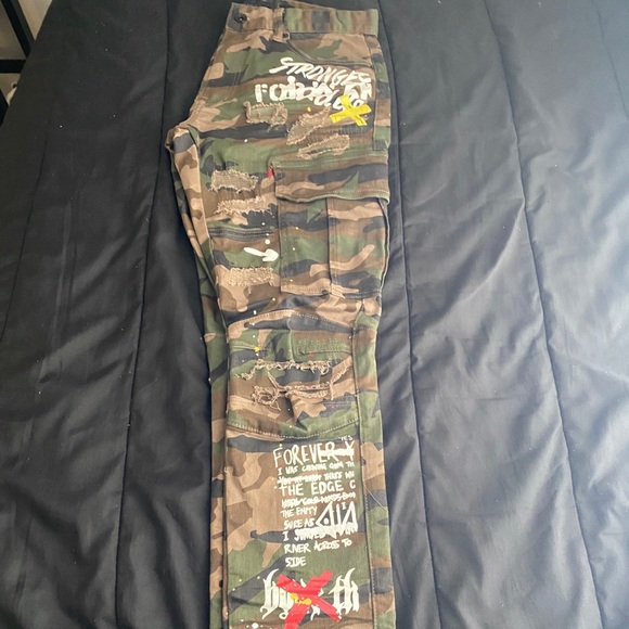 Camo jeans! - Picture 2 of 4